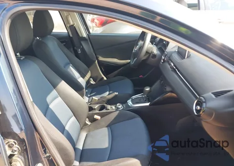 2017 Toyota Yaris Ia z USA, uszkodzony, nr VIN 3MYDLBYV4HY162849